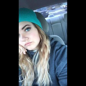 Meet your Posher, Ashley